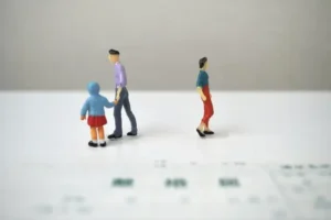 別居中の配偶者と離婚の話し合いが進まないときの対処法