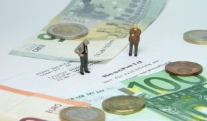 会社が倒産したら借入金はどうなる？代表者が返済義務を負うのか？